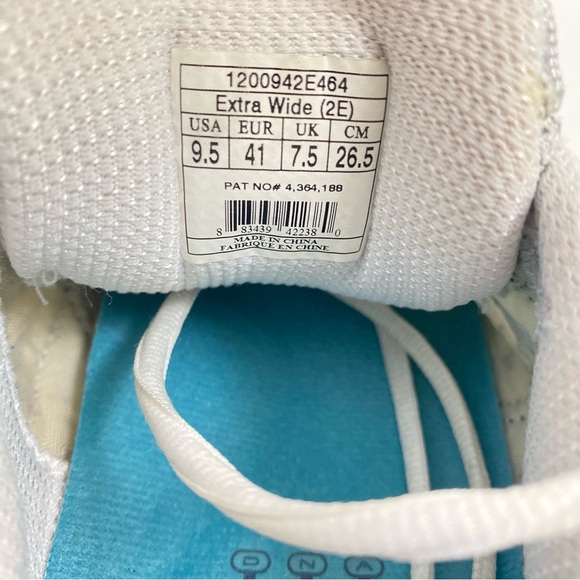 Brooks Addiction 10 Womens 9.5 2E Running Training Walking Extra Wide Sneakers - Picture 15 of 16